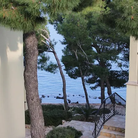 Apartment By The Sea - 3262 Rogoznica (Sibenik-Knin)