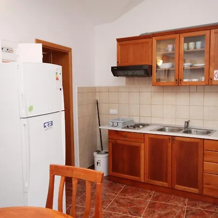 By The Sea - 3262 Apartment Rogoznica (Sibenik-Knin)